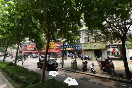 正大文苑130平，精装修大套三双卫带大车库，售价95万